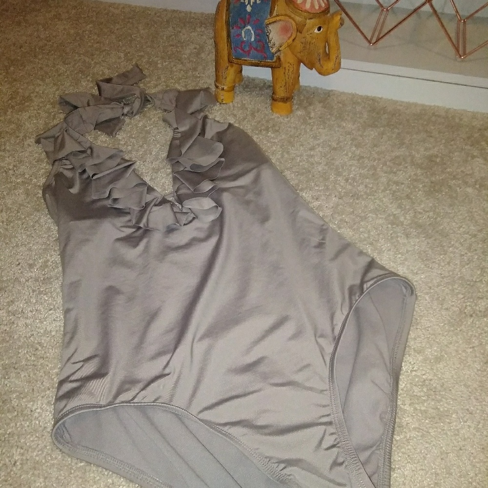 Perry Ellis one piece swimsuit